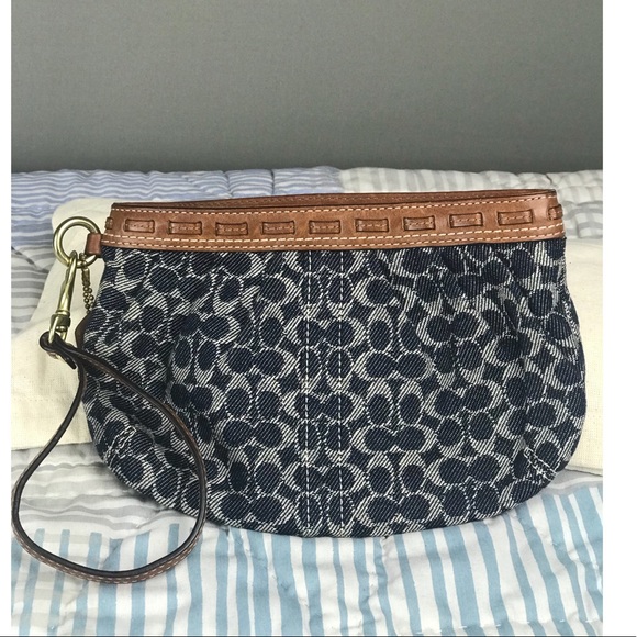 Coach Handbags - Like New COACH Large Signature Denim With Wristlet